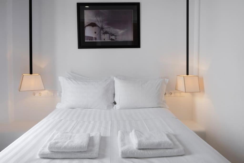 Luxury Apartment Center Of Mykonos Town - Sleeps 4 ภายนอก รูปภาพ