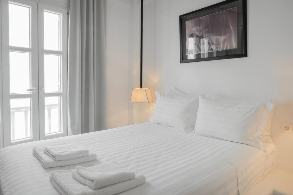 Luxury Apartment Center Of Mykonos Town - Sleeps 4 ภายนอก รูปภาพ